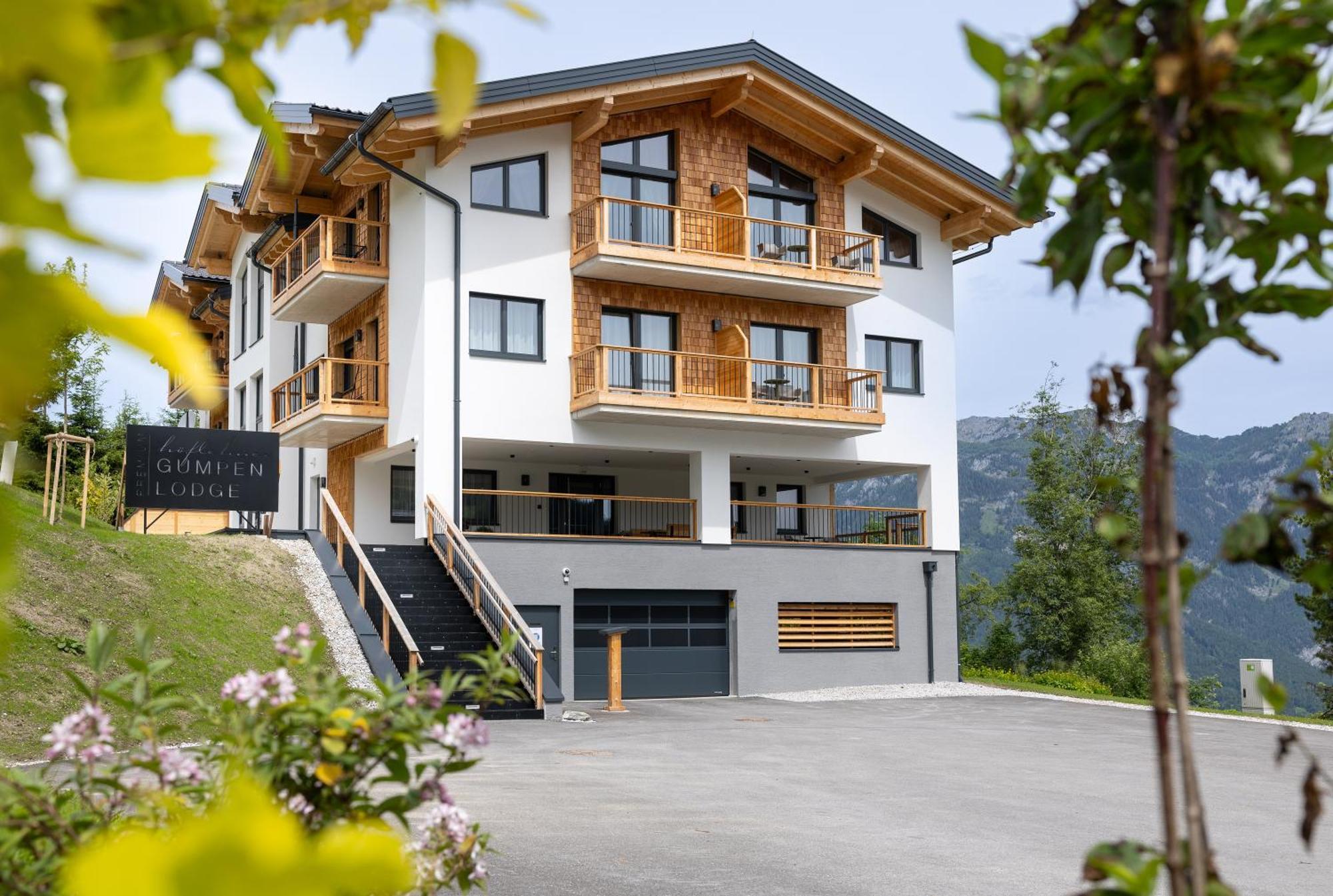 Hoeflehner Premium Gumpen Lodge Haus im Ennstal Exterior photo